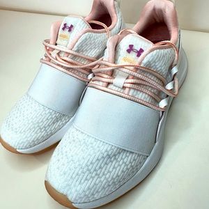Women’s Under Armour Charged Tennis Shoes size 6